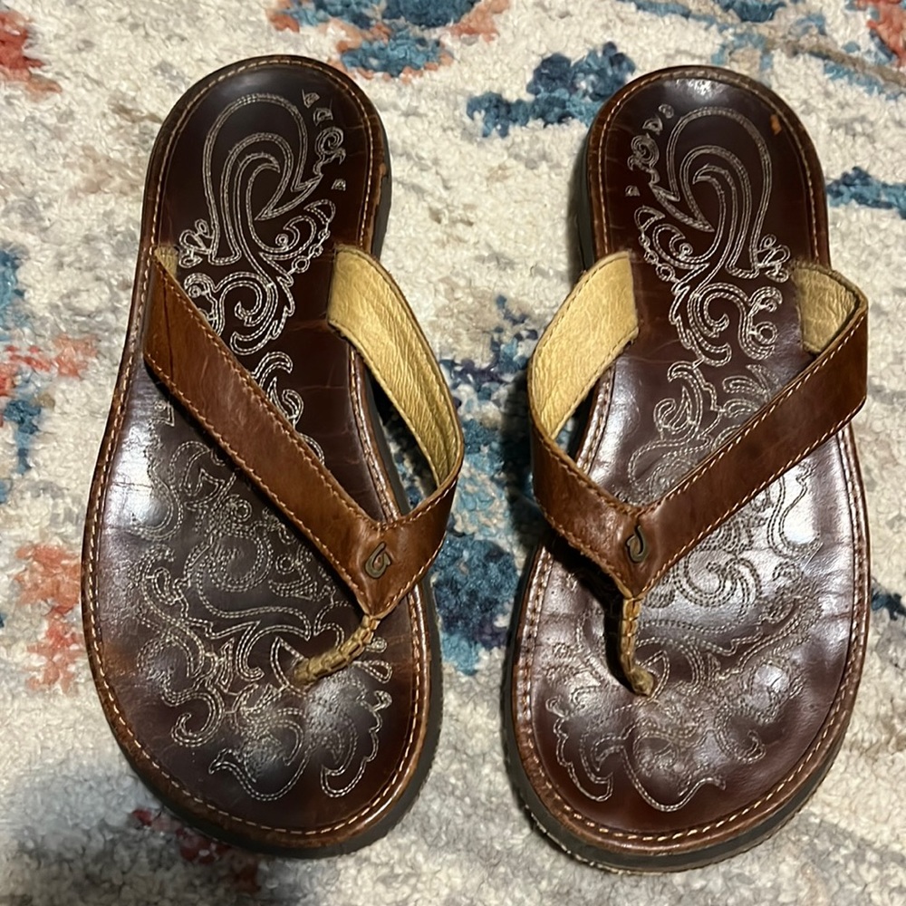 Womens OluKai flip flops